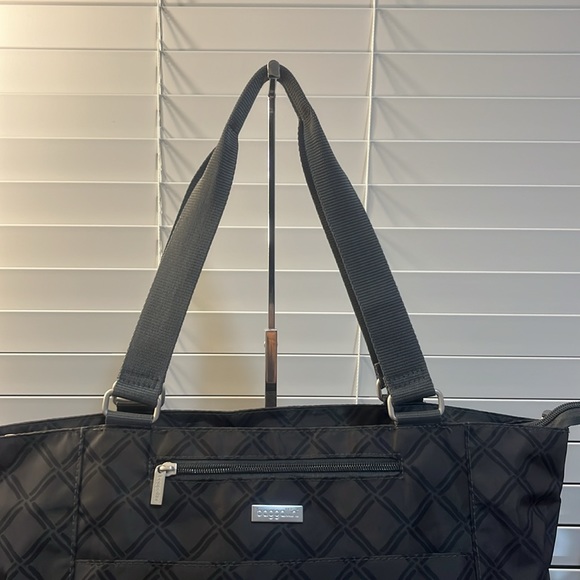 Baggallini Travel bag in excellent preowned condition, like new - Picture 4 of 15